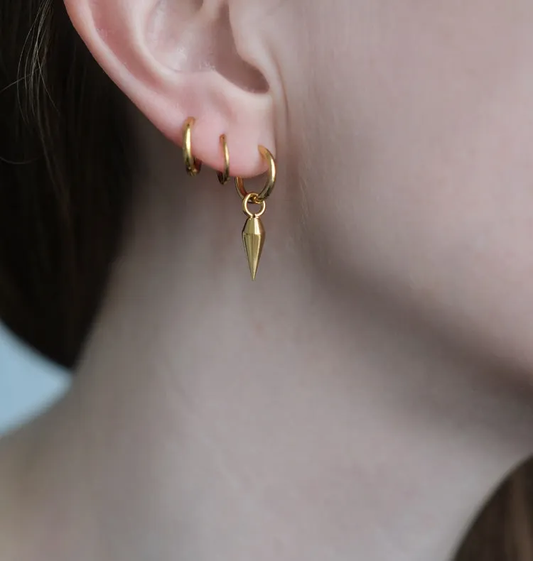 Wos Siri mini single øreringe guld 2,7 cm