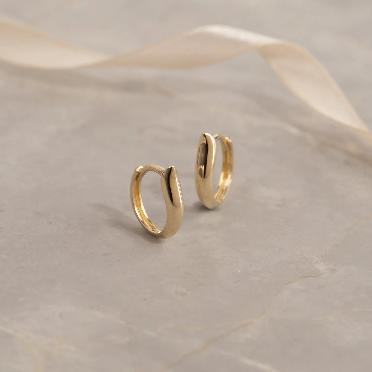 Sisi Copenhagen Harper creoler 12,5mm massiv 9kt guld