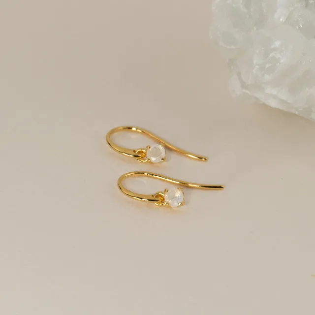 Sisi Copenhagen Gemma Moonstone Golden hook øreringe månesten