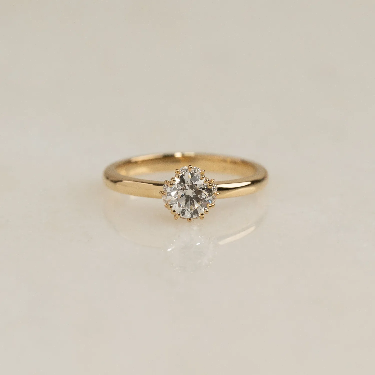 Sisi Copenhagen Demi Hidden Halo diamantring 0,55 ct 14 kt