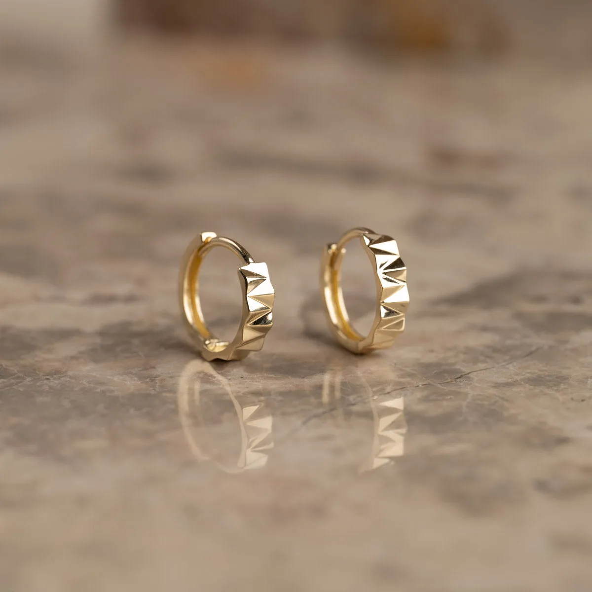 Sisi Copenhagen Ziggy creoler massivt guld 12 mm par