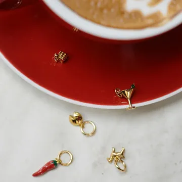 Timi of Sweden Lainey Dice Charm vedhæng stål 6 mm