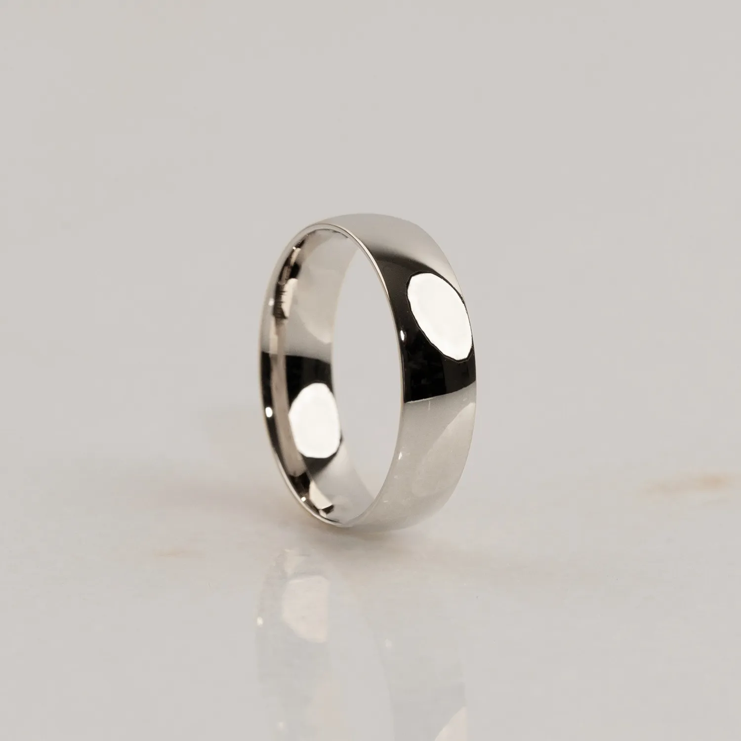 Sisi Copenhagen Oval Court vielsesring hvidguld 14 kt 2 mm