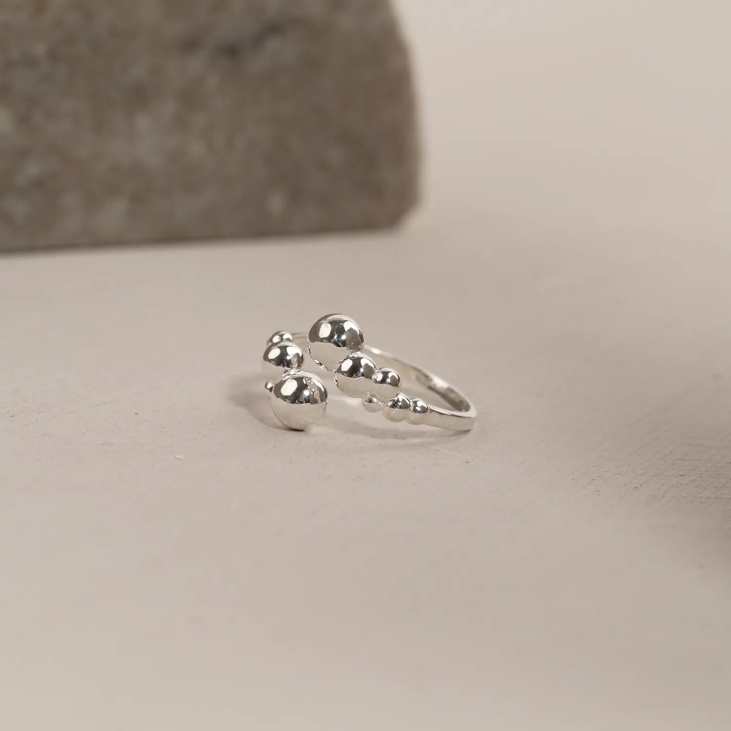 Sisi Copenhagen Paloma ring sølv åbent kugledesign