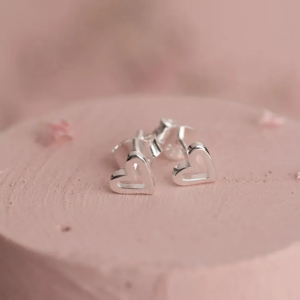 Sisi Copenhagen Amara Silver Stud øreringe hjerte sølv
