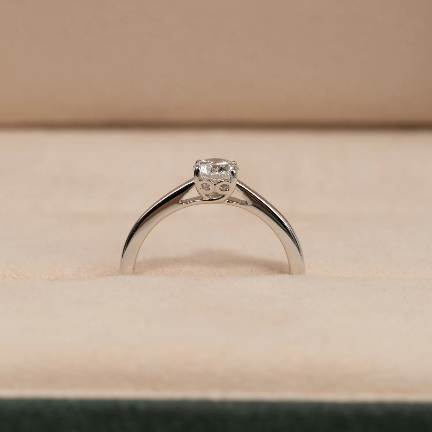 Sisi Copenhagen Solitaire Trellis diamantring 0,55 ct hvidguld