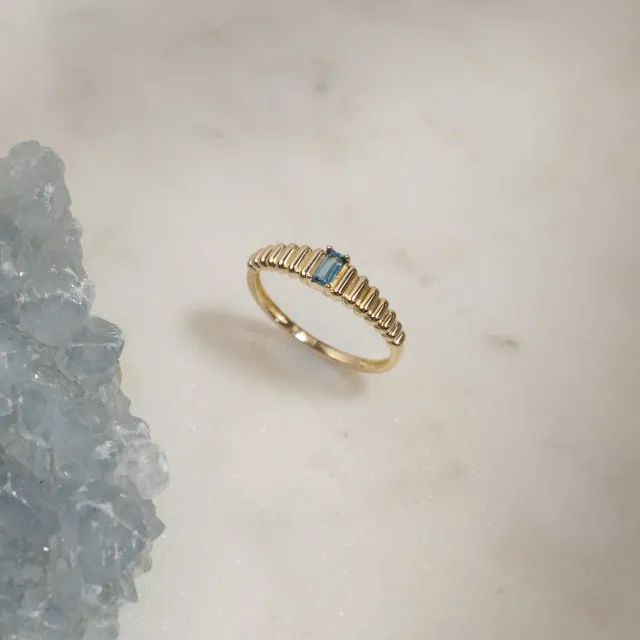 Sisi Copenhagen Line London Blue Topaz ring massivt guld