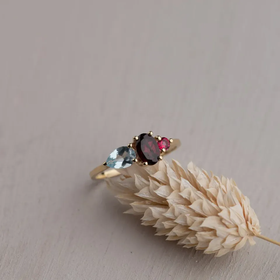 Sisi Copenhagen Gem Cluster ring guld topas str. 50-62