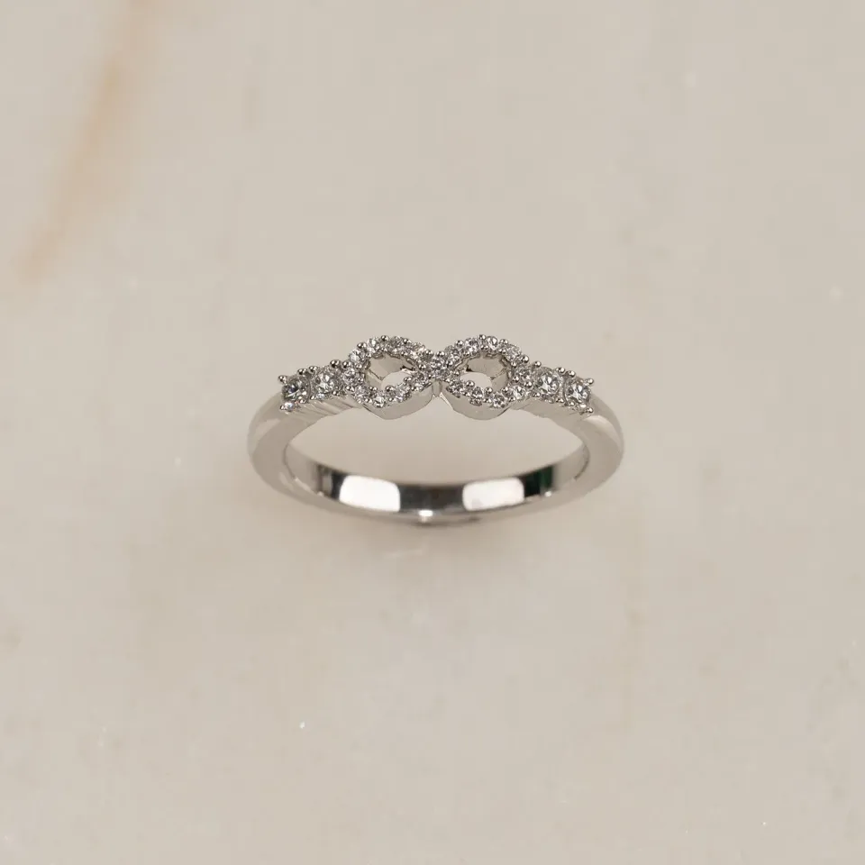 Sisi Copenhagen Infinity Diamond ring hvidguld 0,39 ct