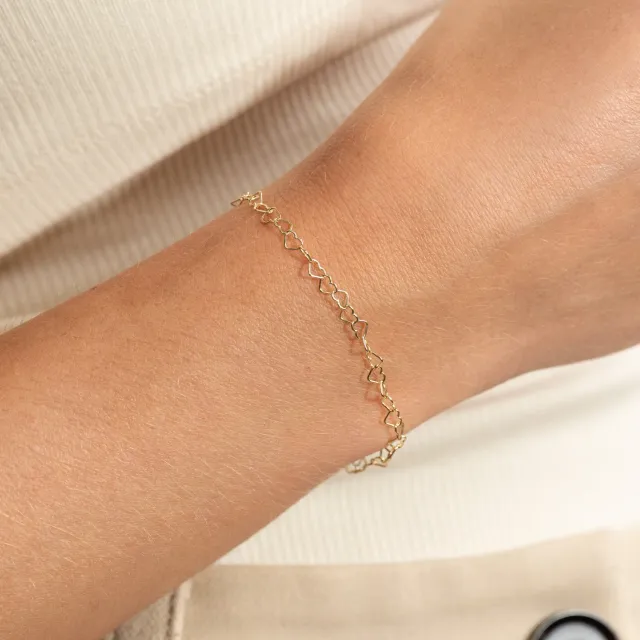 Sisi Copenhagen Amira armbånd forgyldt hjerter 20 cm