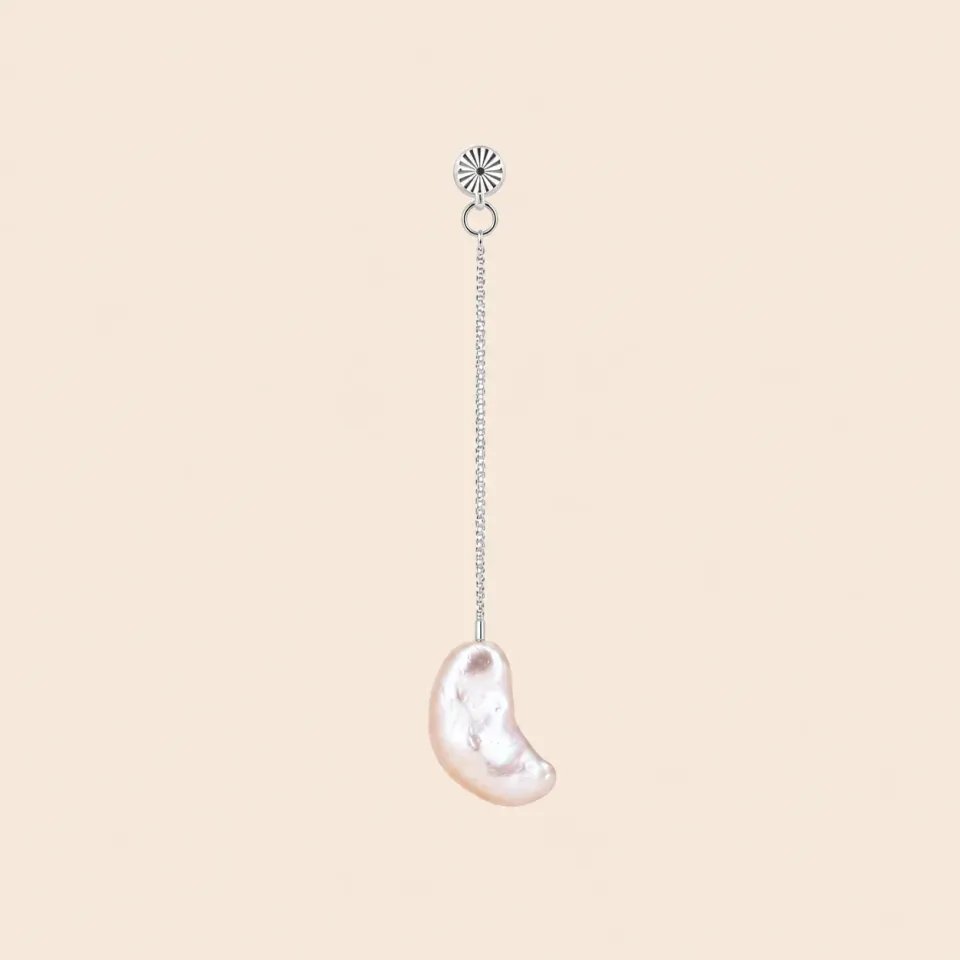 Lulo Jewelry Moon String øreringe sølv med perle