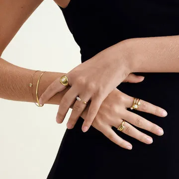 TIMI OF SWEDEN Tolouse Open Crystal Ring ring guld justerbar