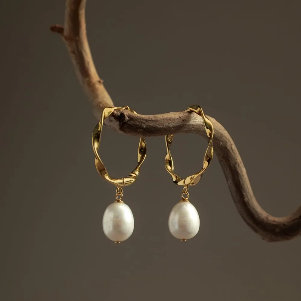 Orelia Ribbon & Pearl hoop øreringe guld