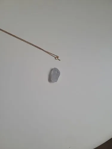 TIMI OF SWEDEN halskæde halvædelsten 42 cm sten