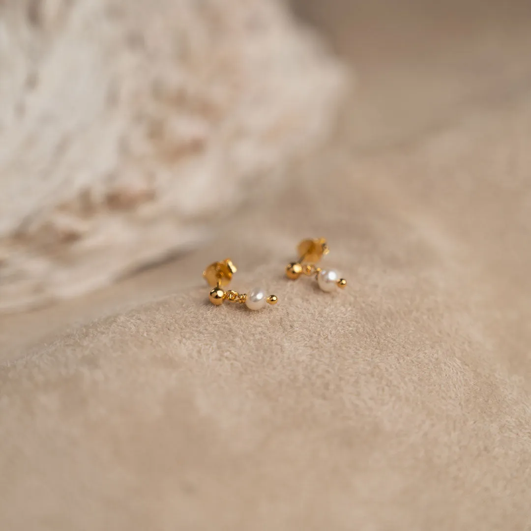 Sisi Copenhagen Daria Pearl ørestikker forgyldt perle 4 mm