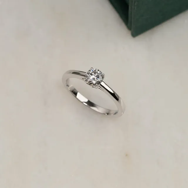 Sisi Copenhagen Solitaire Trellis diamantring 0,55 ct hvidguld