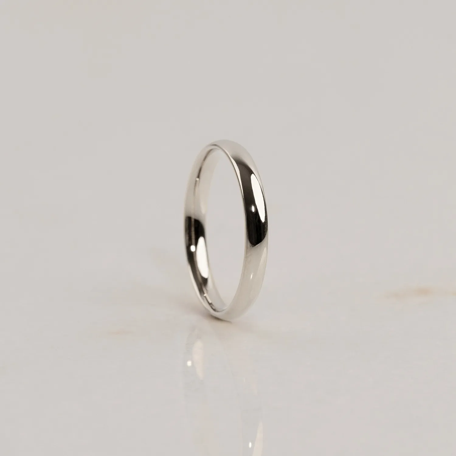 Sisi Copenhagen Oval Court vielsesring hvidguld 14 kt 2 mm