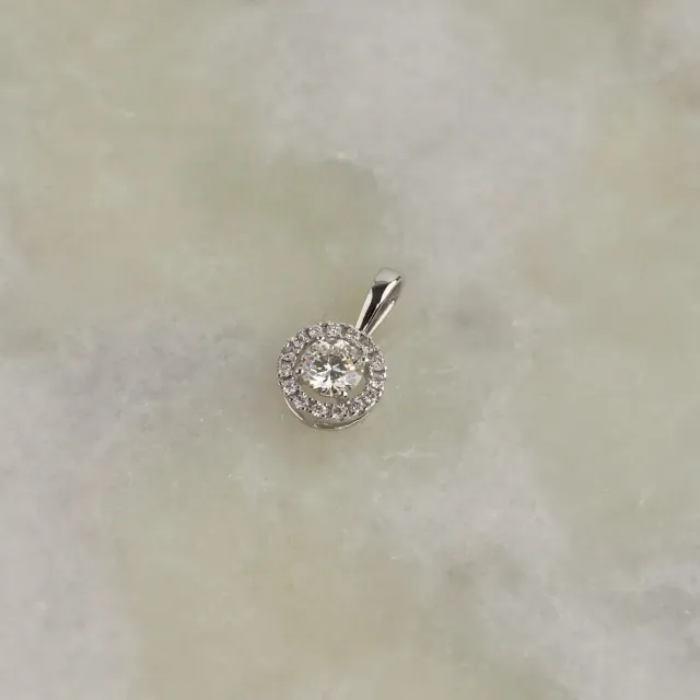 Sisi Copenhagen Round Halo vedhæng 0,66ct 14kt hvidguld