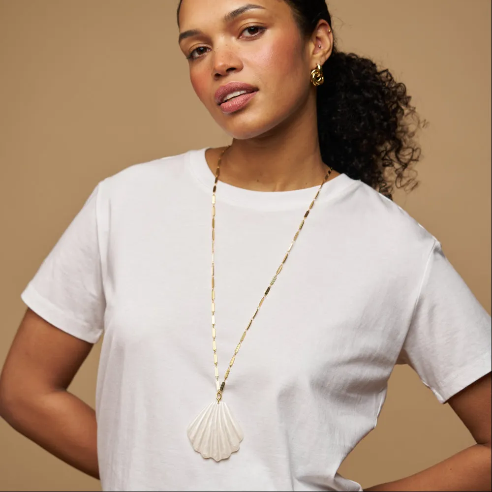 Orelia Statement Resin Shell halskæde lang guld