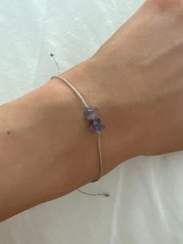 TIMI OF SWEDEN Amethyst Chip armbånd ametyst justerbar