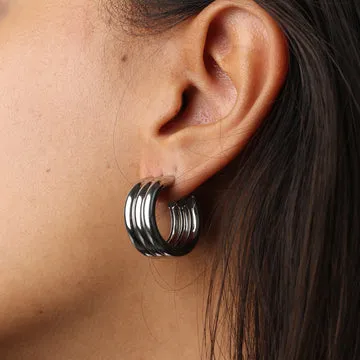 TIMI OF SWEDEN Liv øreringe studs rustfrit stål par