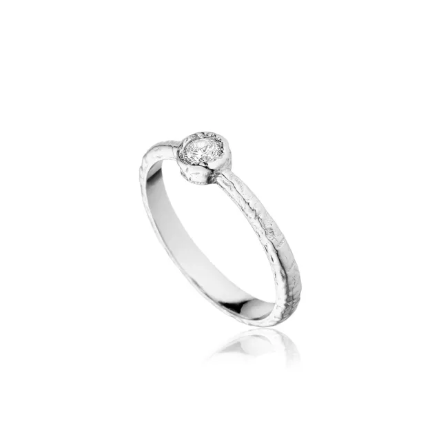 Bykjaergaard Romance ring i sølv med zirkonia