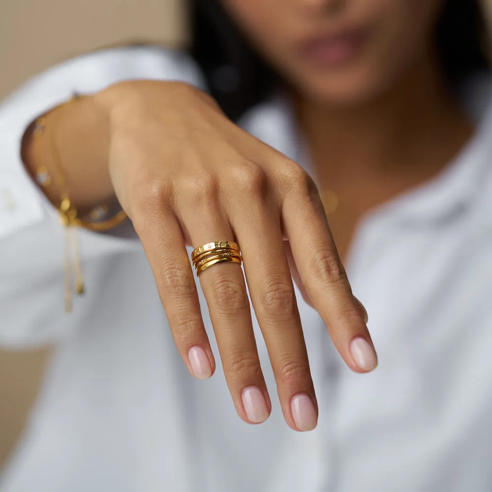 Orelia Mixed Textured Ring Stacking sæt guld 4 stk