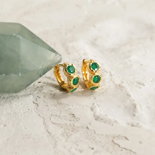Sisi Copenhagen Selene Green Agate huggies forgyldt grøn
