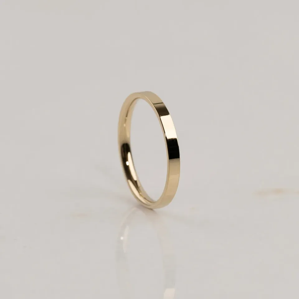 Sisi Copenhagen Flat Comfort vielsesring guld 2,5 mm 14 kt