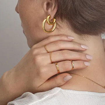TIMI OF SWEDEN Evi Thin Twisted ring forgyldt str. 17
