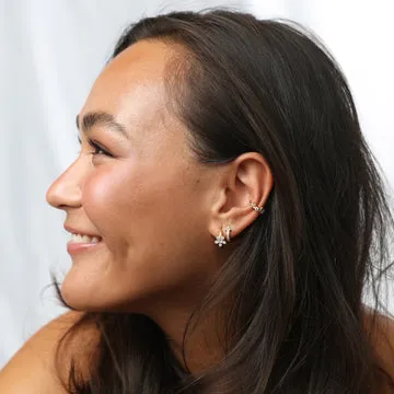 TIMI OF SWEDEN Georgie ear cuff blomst forgyldt