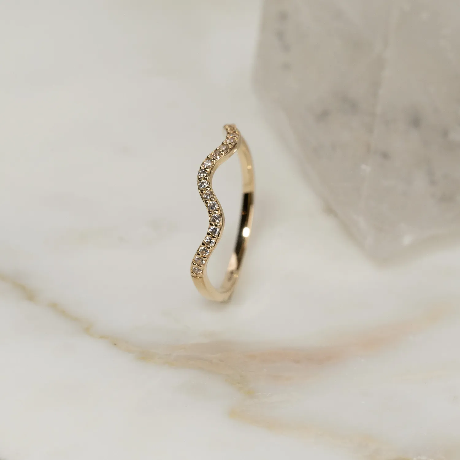 Sisi Copenhagen Gia Crystal guldring 9 kt zirkon