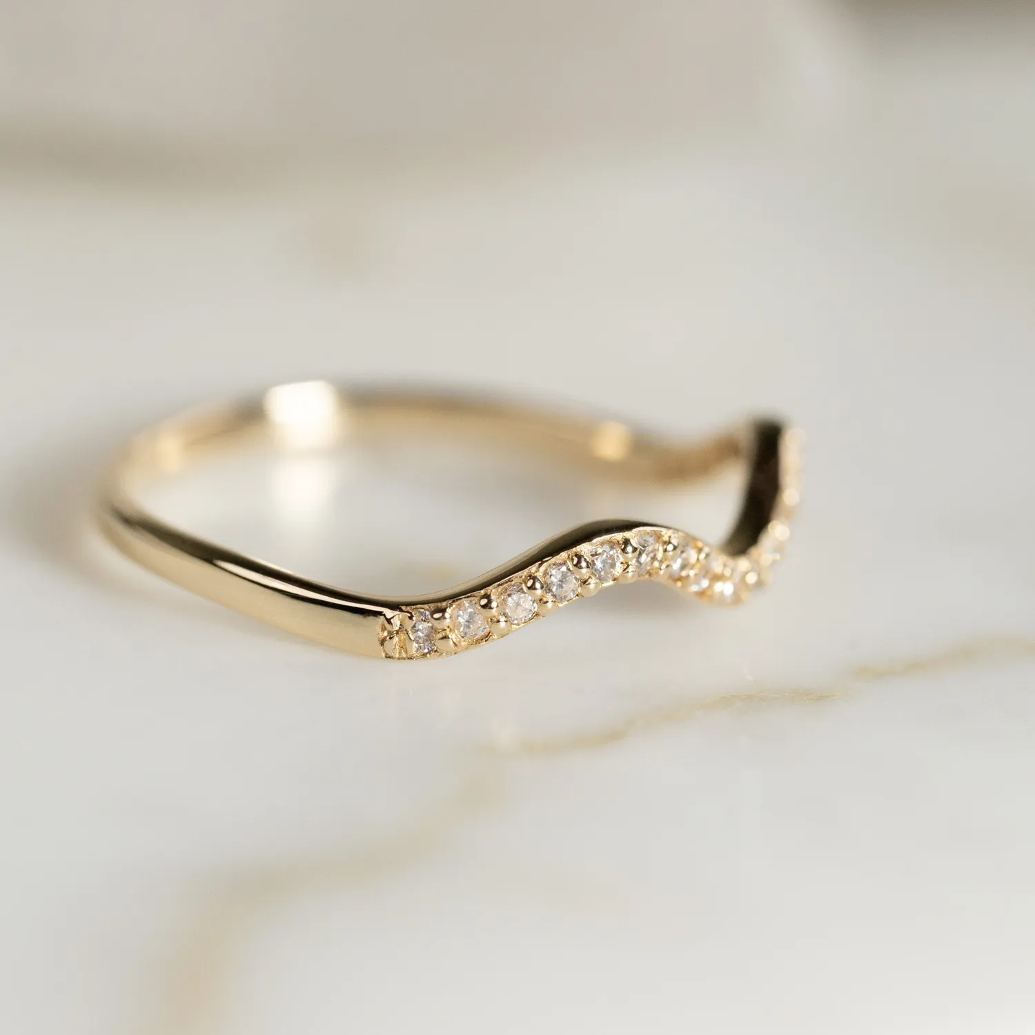 Sisi Copenhagen Gia Crystal guldring 9 kt zirkon
