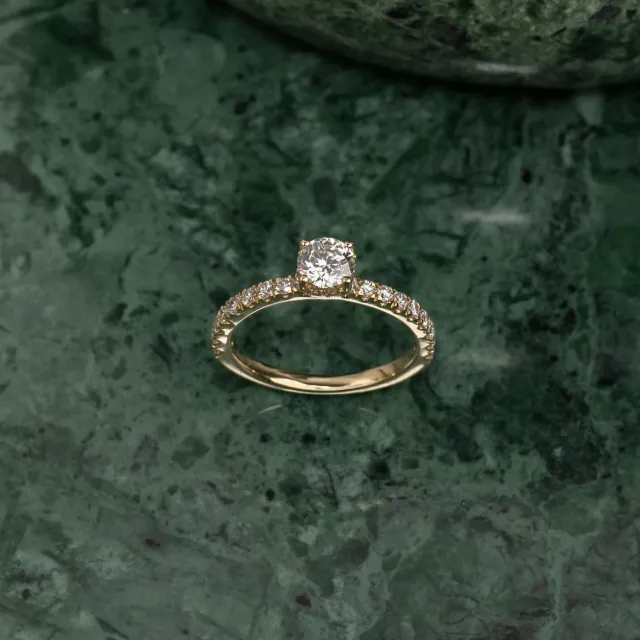 Sisi Copenhagen Hidden-Halo Alliance diamantring 1,0 ct guld