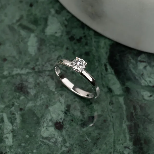 Sisi Copenhagen Simple Solitaire diamantring 0,5 ct hvidguld lab-diamant