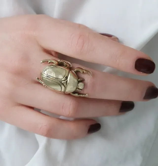 Wos Skalbagge ring messing guld justerbar