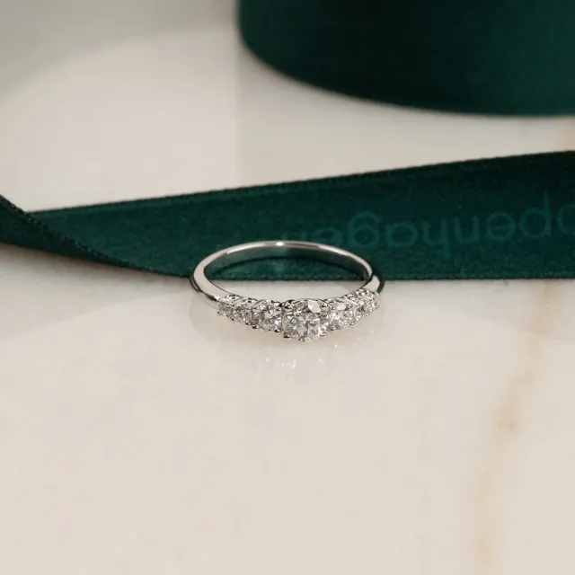 Sisi Copenhagen Seven-Stone Trellis ring hvidguld 0,7 ct