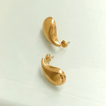 TIMI OF SWEDEN Delphine drop øreringe rustfrit stål guld