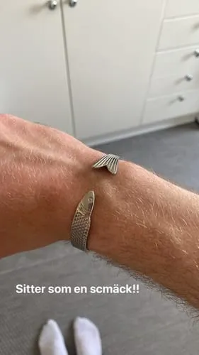 TIMI OF SWEDEN Erle armbånd fisk rustfrit stål 10 mm