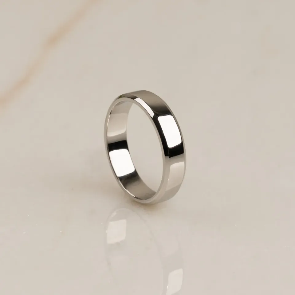 Sisi Copenhagen Angled Edge vielsesring platin 5 mm str. 62