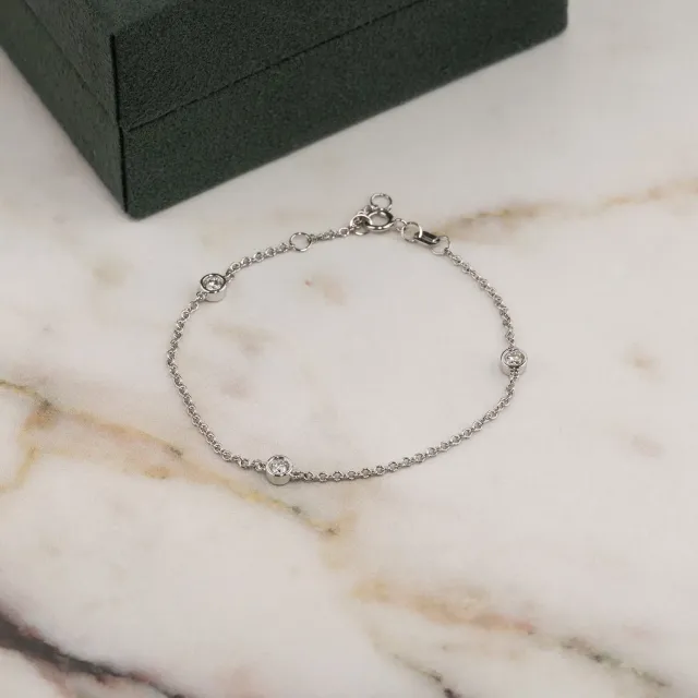 Sisi Copenhagen Three Stone 0,3 ct armbånd hvidguld lab-diamant