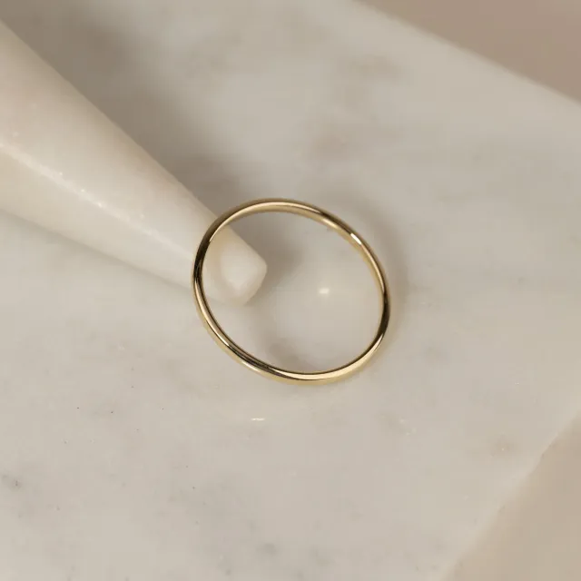 Sisi Copenhagen Ona ring massivt guld 1,5 mm