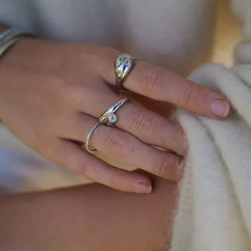 TIMI OF SWEDEN Farah statement ring rustfrit stål str 18