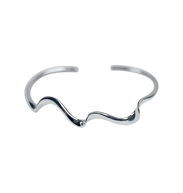 Wos Up Jana armring sølv bølge 6,3 cm