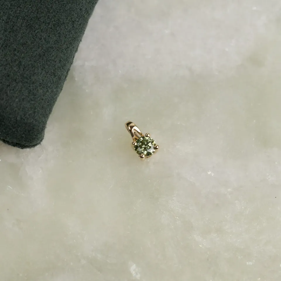 Sisi Copenhagen Prong Solitaire vedhæng grøn diamant 0,25 ct YG