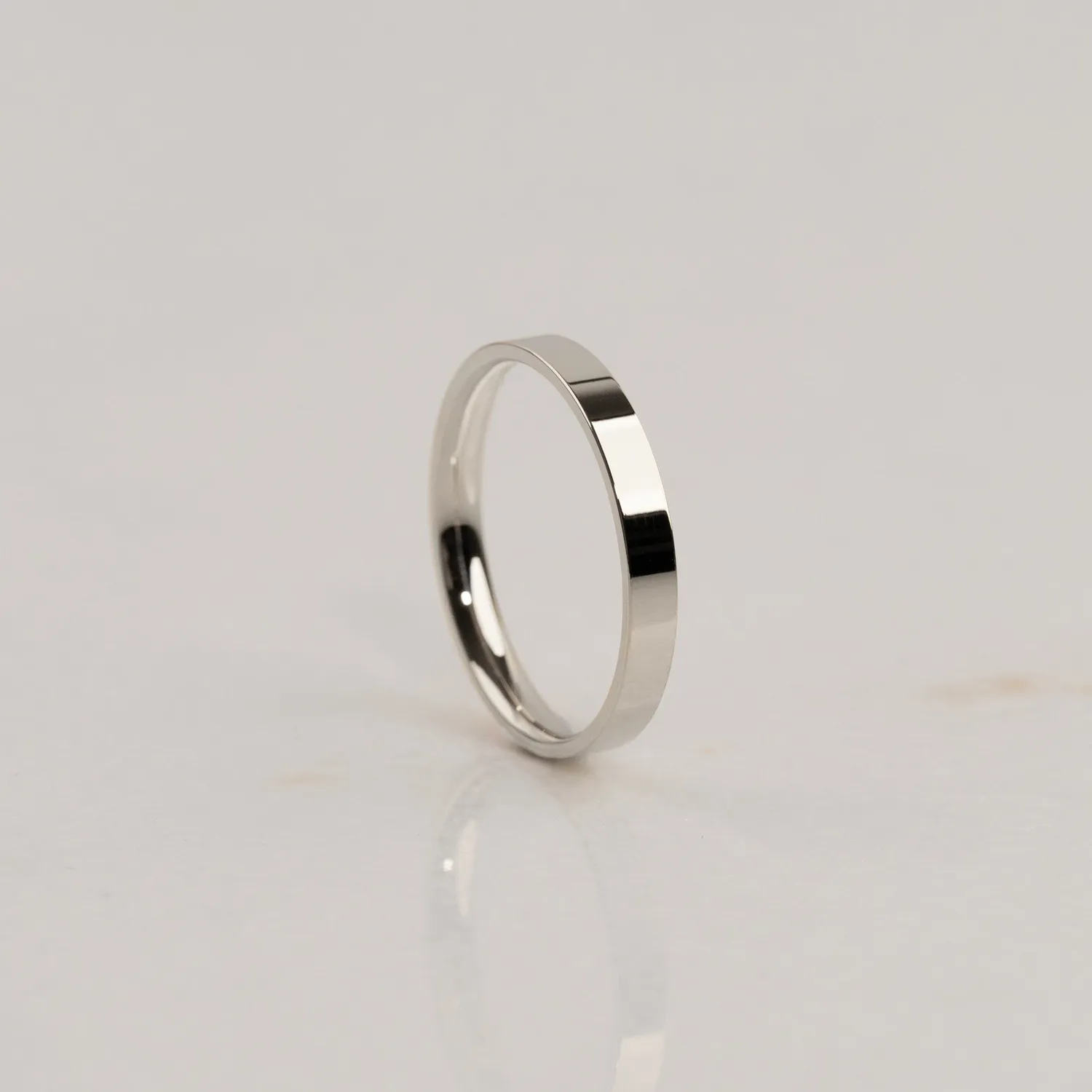 Sisi Copenhagen Simple Flat Comfort vielsesring hvidguld
