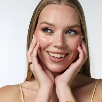 TIMI OF SWEDEN Jive love letter ring rustfrit stål guld