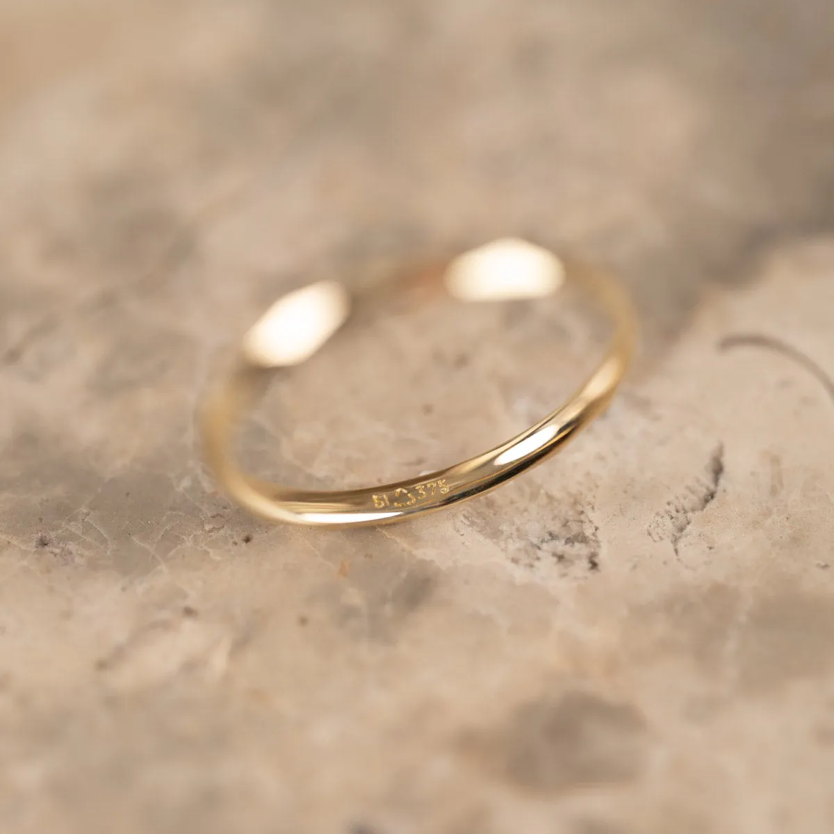 Sisi Copenhagen Dimona ring massivt guld facetteret