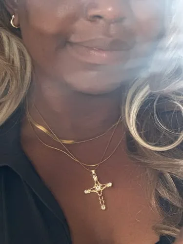 TIMI OF SWEDEN Azura halskæde guld kors zirconia