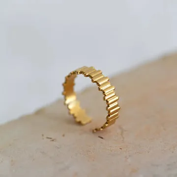 Timi of Sweden Cleo Sculpture ring justerbar stål guld